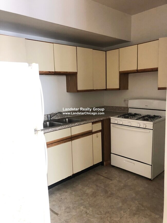 Foto del edificio - 1536 N Kedzie Ave