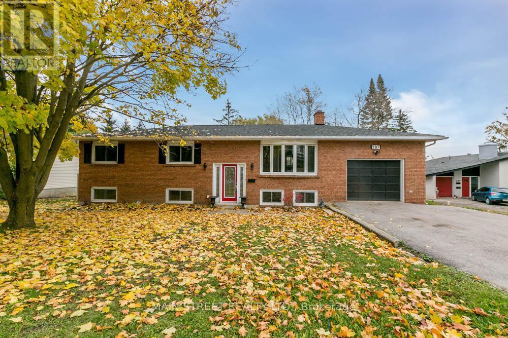 287 Huronia Rd, Barrie, ON L4N 4G2 House for Rent in Barrie, ON