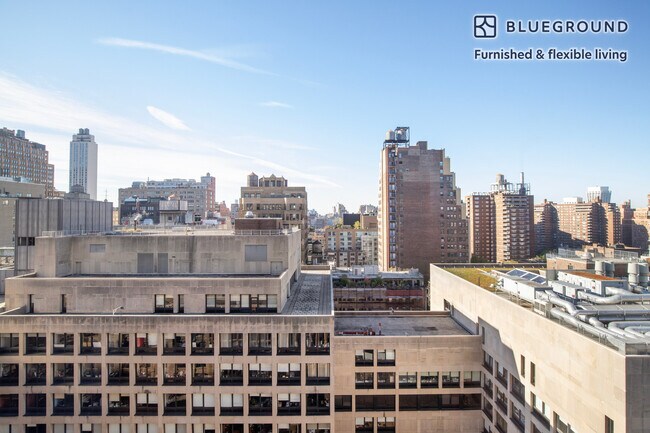 Foto del edificio - 243 W 28th St