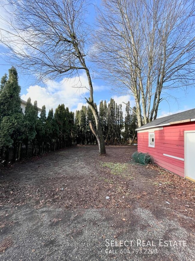 Photo du bâtiment - 9237 Woodbine St