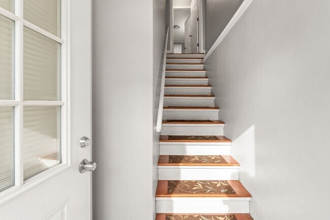 Foto del edificio - 9 Olga Ave