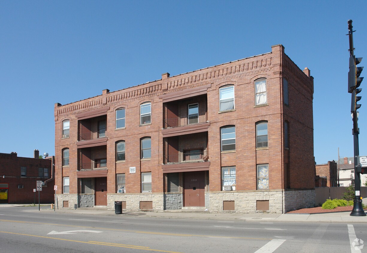 Building Photo - 1509-1513 N High St