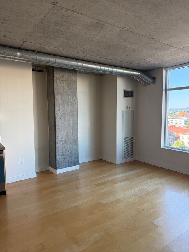 Building Photo - The Civic - 9th floor east facing studio w/parking/ most utilities/concierge/views