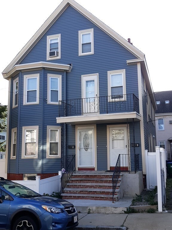 Primary Photo - 11 Liberty Ave