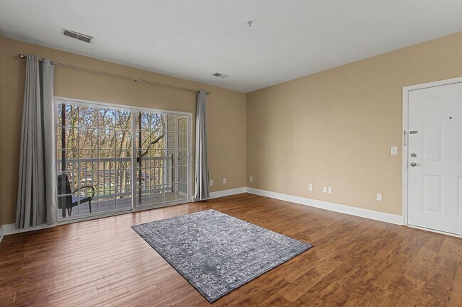 Foto del edificio - 7230 Althorp Way