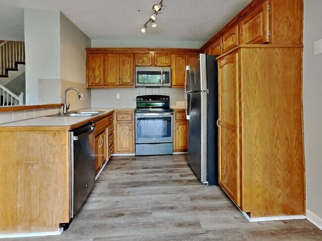 Foto del edificio - 11112 Highview Rd