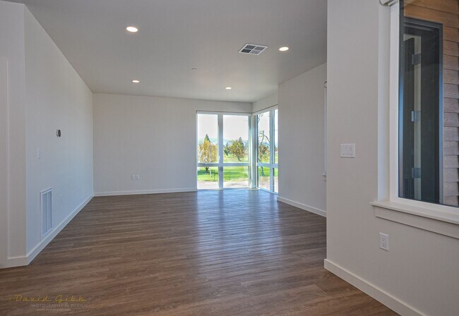 Foto del edificio - 1534 Myers Ln