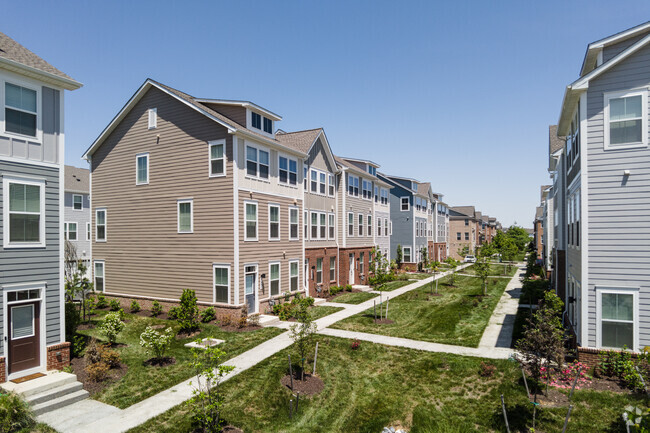 Building Photo - Collection at Scotland Heights
