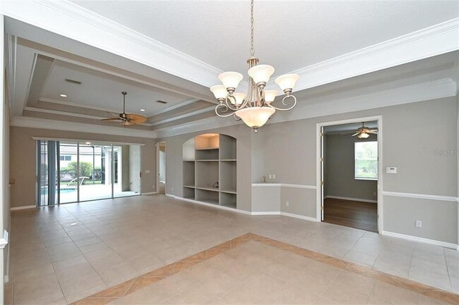 Building Photo - 510 Latitude Ln