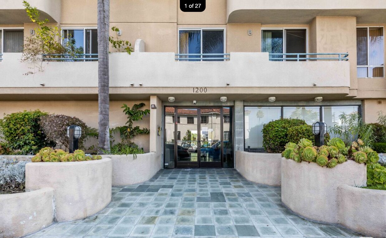 Foto principal - 1200 S Corning St