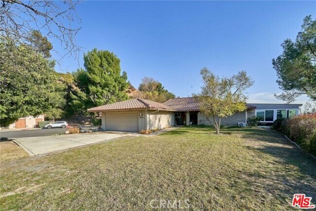 Building Photo - 5354 Stardust Rd
