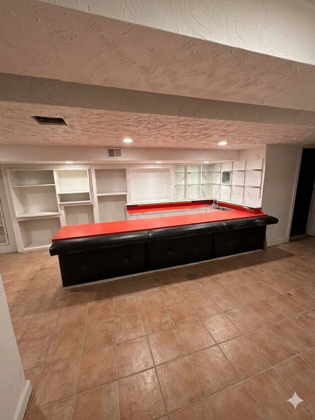 Foto del edificio - 5338 Claxton Ave