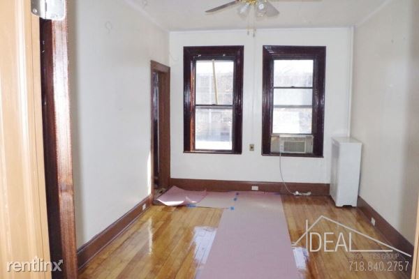 Building Photo - 513 Park Pl
