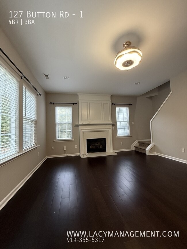 Building Photo - 127 Button Rd