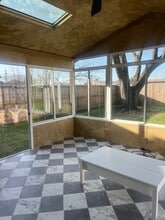 Building Photo - 16818 Rockbend