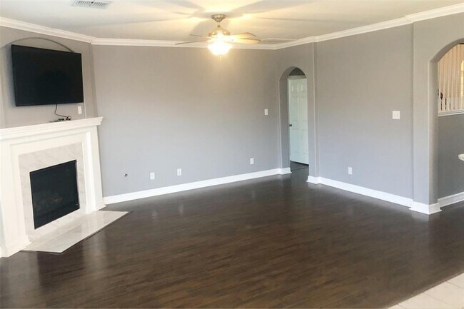 Building Photo - 15539 Lady Shery Ln