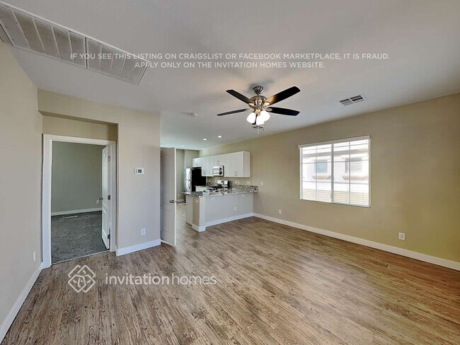 Foto del edificio - 181 Almond Ridge Pl