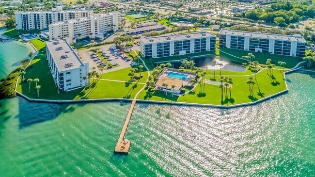 Foto del edificio - 300  Intracoastal Place 104 Tequesta Fl 33469