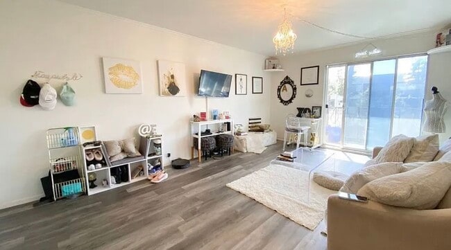 Foto del edificio - 1139 E Ocean Blvd