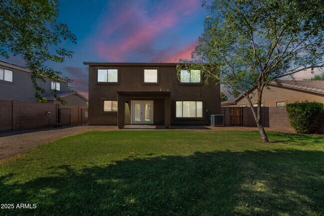 Building Photo - 15885 W Apache St