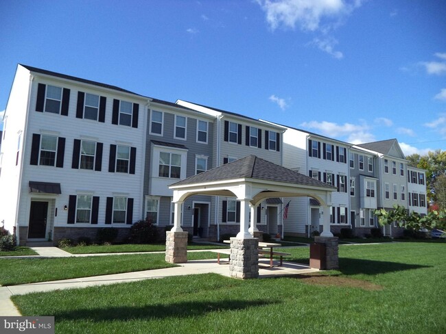Building Photo - 1 Jessop Ln