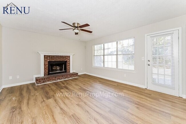 Foto del edificio - Available Now! 3 Beds & 2.5 Baths!