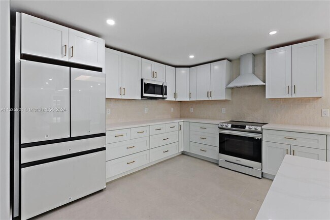 Building Photo - 1087 NW 97th Ave