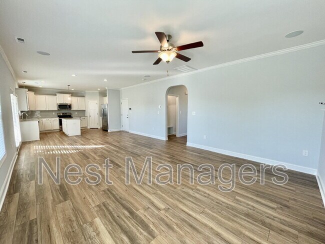 Foto del edificio - 5137 Thruway Rd
