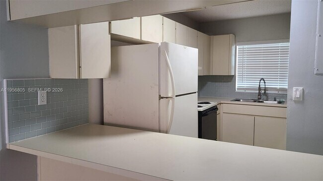 Foto del edificio - 1280 SE 9th St