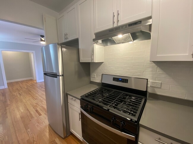 Foto del edificio - 1525 W Estes Ave