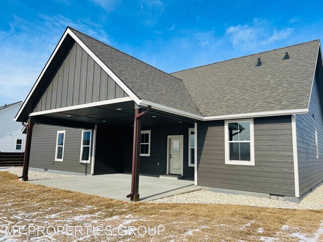 Foto del edificio - 3 br, 2 bath House - 107 Farm Land Lane
