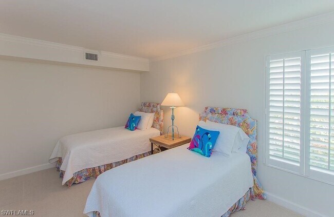 Foto del edificio - 2082 Gulf Shore Blvd N