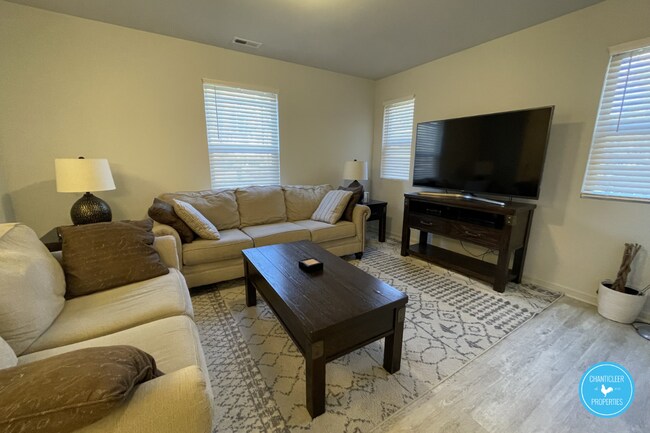 Foto del edificio - 201 Socket St