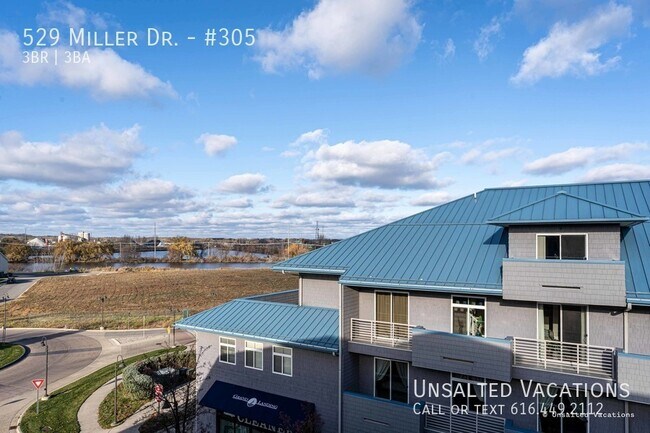 Foto del edificio - Grand Landing Condo