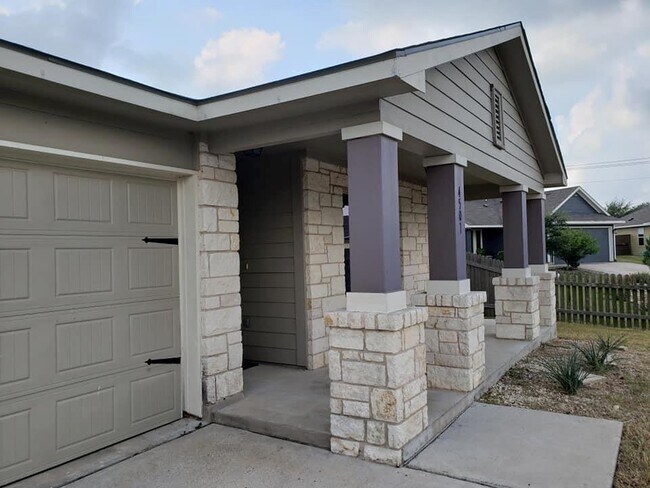 Building Photo - 4501 Fifnella Way