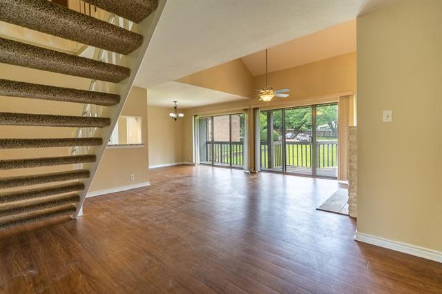Building Photo - 1204 Signal Ridge Pl