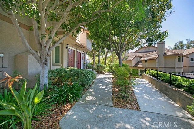 Building Photo - 24392 Kingston Ct
