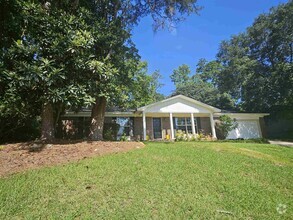 Building Photo - 1541 Woodgate Way
