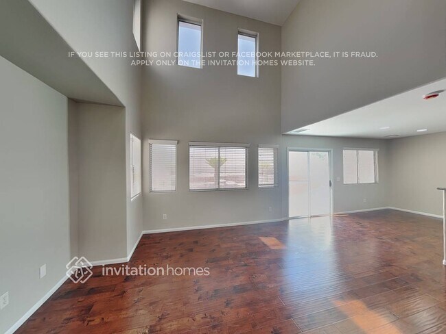 Foto del edificio - 10525 Silver Cholla Ct