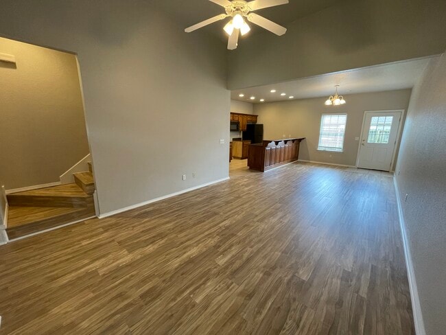 Building Photo - 3201 SW Amberwood Ave