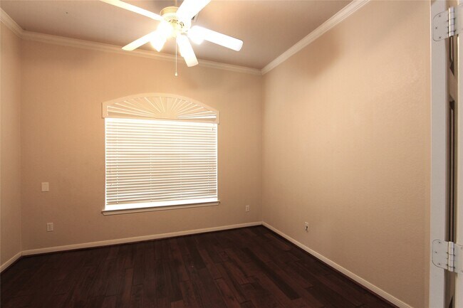 Foto del edificio - 8719 Preston Field Ln