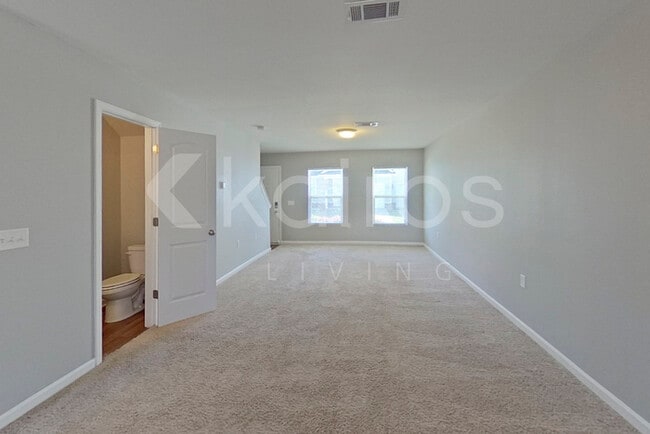 Foto del edificio - 305 Lumpkin Ln