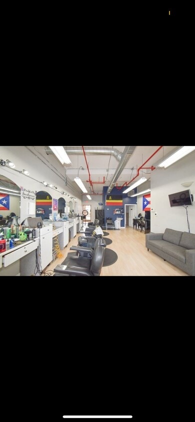 Building Photo - 181 Chestnut St