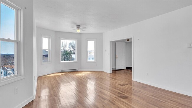 Foto del edificio - 1442 Main St