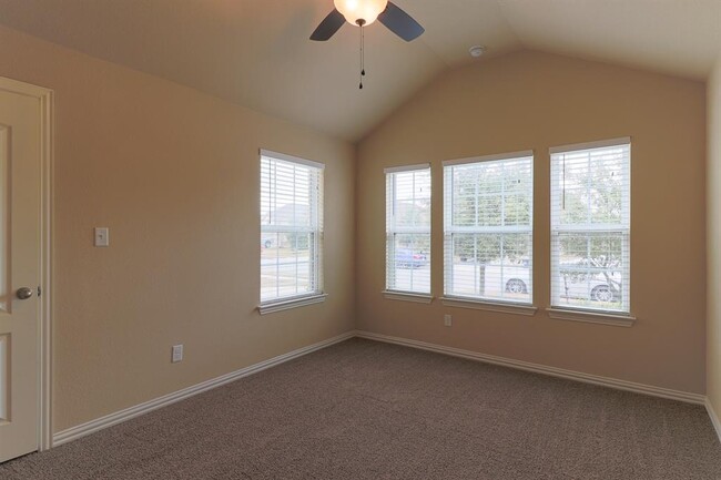 Building Photo - 8250 Arezzo Dr