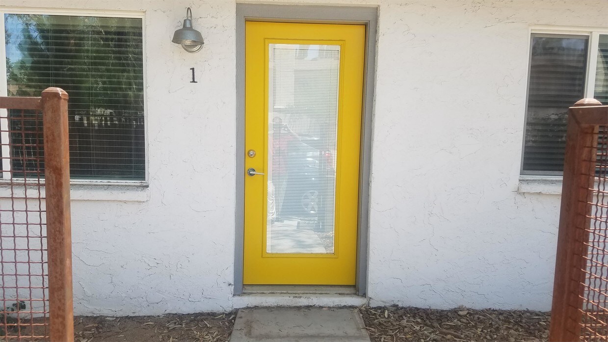 Primary Photo - 3122 N 38th St