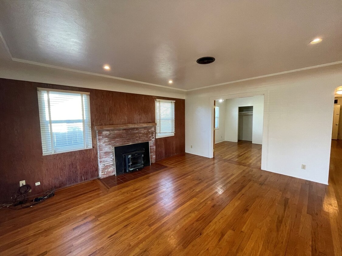 Foto principal - 1911 H St