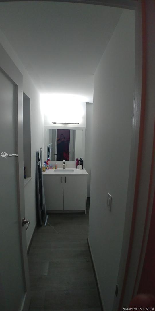Foto del edificio - 5230 Lake Loop Rd