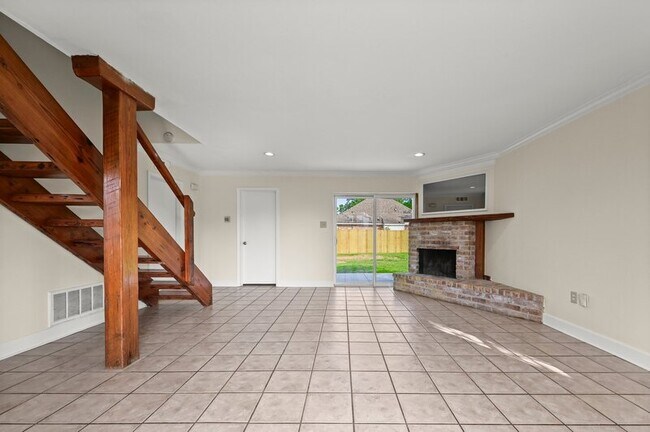 Foto del edificio - 2662 Brentwood Dr