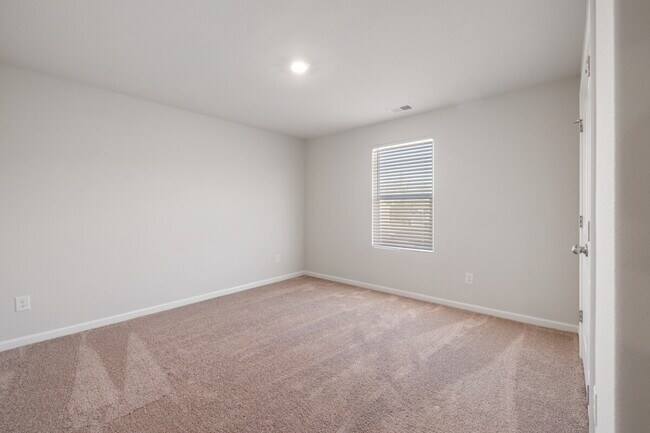 Building Photo - Spacious 4-Bedroom Home in McKnight Mill Community with Modern Kitchen Upgrades & Private Master ...